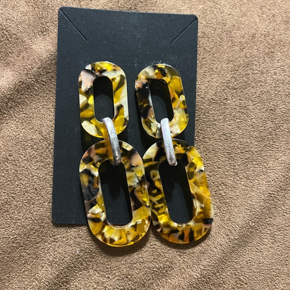 Acrylic Bijoux earrings